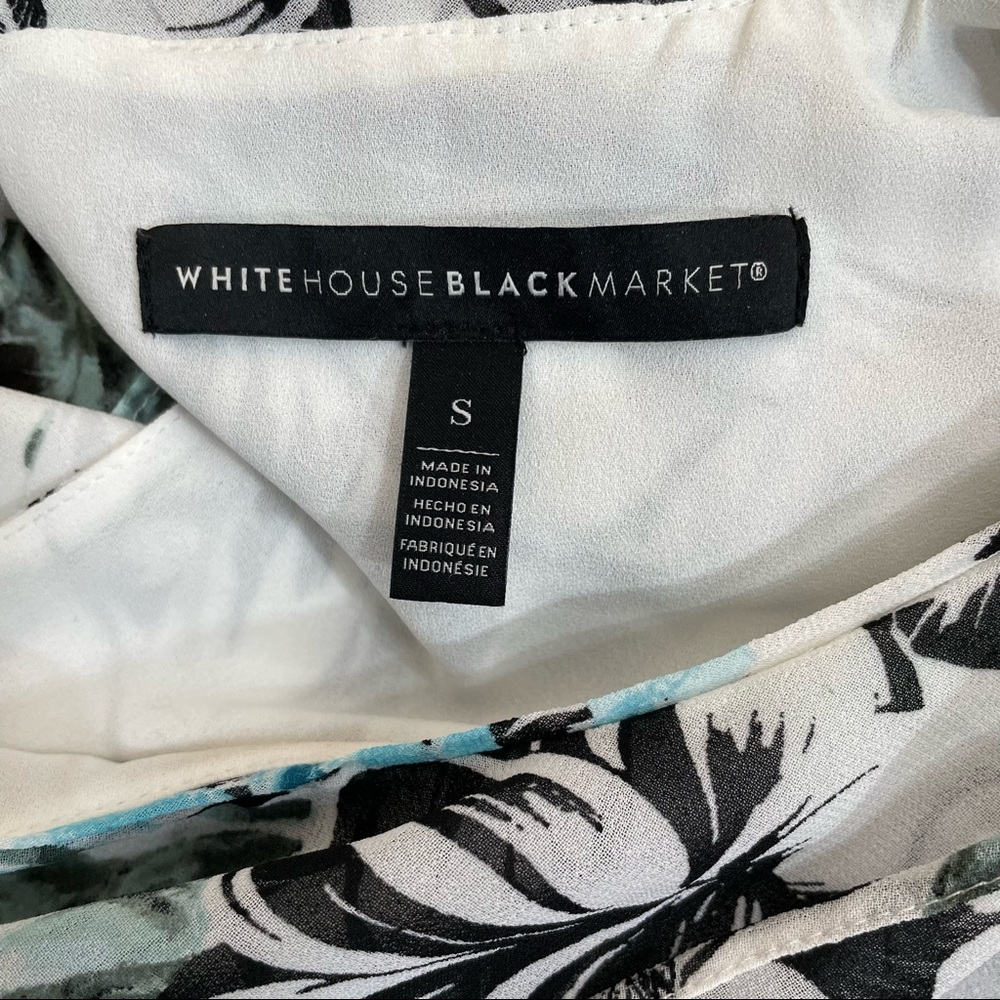 White House Black Market Blue Floral Blouse - Picture 4 of 7